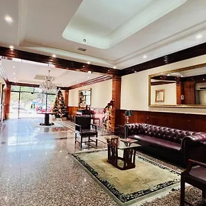 Departamento De Lujo 2 Habitaciones, 2 Banos, Wifi, Parqueadero, Republica De El Salvador Quito