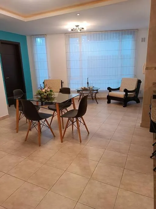 Hermoso Departamento En Quito La Carolina
